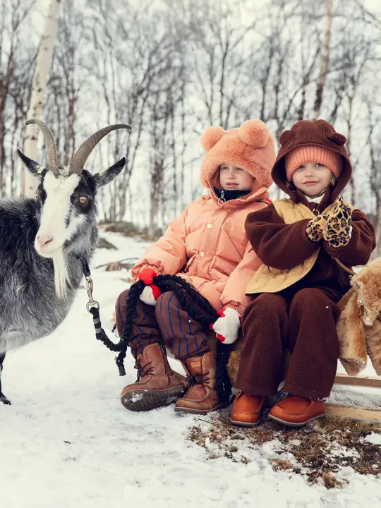 Bear pile trousers 3